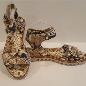 AGL snakeskin sandals size 38.5 GREAT condition